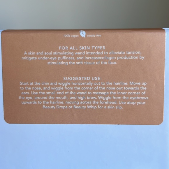 Skin Owl (clean beauty brand) Contouring and depuffing face wand tool - Picture 2 of 2